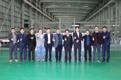 【金鹏控股】深交流 谋合作 促发展--广东东鹏控股集团董事长何新明一行莅临金鹏参观考察